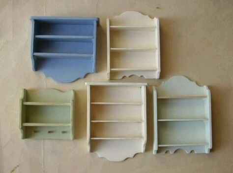 What a wonderful idea for decorative shelves on my doll house's living room wall. Cupboard For Kitchen, Kitchen Scene, Dollhouse Tutorials, Doll Furniture Diy, Diy Doll Miniatures, Mini Doll House, Miniature Dollhouse Furniture, Doll House Crafts, Dollhouse Projects