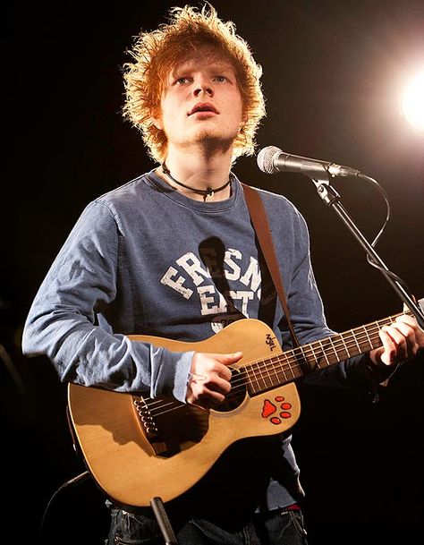 I love Ed Sheeran <3 Ed Sheeran Young, Ginger Kids, Ed Sheeran Love, Rupert Grint, Ed Sheeran, Beautiful Songs, Pop Star, Funny Things, Singer Songwriter