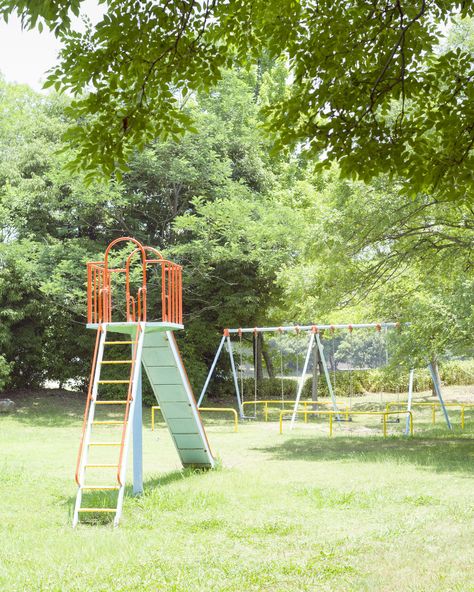 Playground Aesthetic, Retro Kids Clothes, Playground Photography, Park Aesthetic, Animation Classes, Film Camera Photography, Play Ground, Children Park, Park Photography