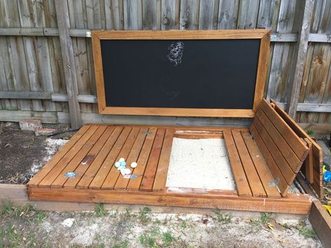 Sandpit Cover Ideas, Garden Sandpit Ideas, Sleeper Sandpit, Sand Pit Ideas, Sandpit With Cover, Diy Sandpit, Sandpit Ideas, Play Area Garden, Sandpit Cover