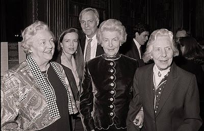 The Evil Style Queen: The Mitford Sisters The Duchess Of Devonshire, Mitford Sisters, Nancy Mitford, Leni Riefenstahl, Duke Of Devonshire, Book Launch Party, Stella Tennant, Six Sisters, English Novels