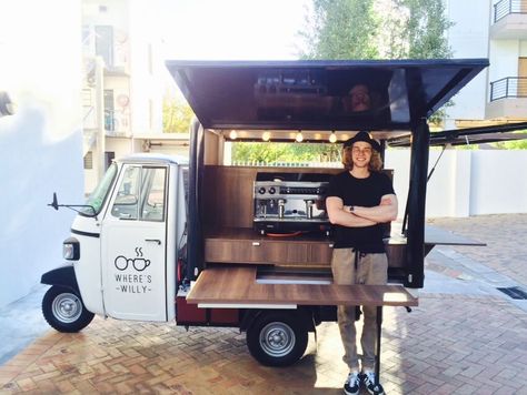 coffee tuk tuk french style by streetfoodtrucks.coza Serving Window, Prosecco Van, Pizza Truck, Food Trailers, Mobile Coffee Shop, Coffee Trailer, Coffee Bike, Coffee Truck, Concession Trailer