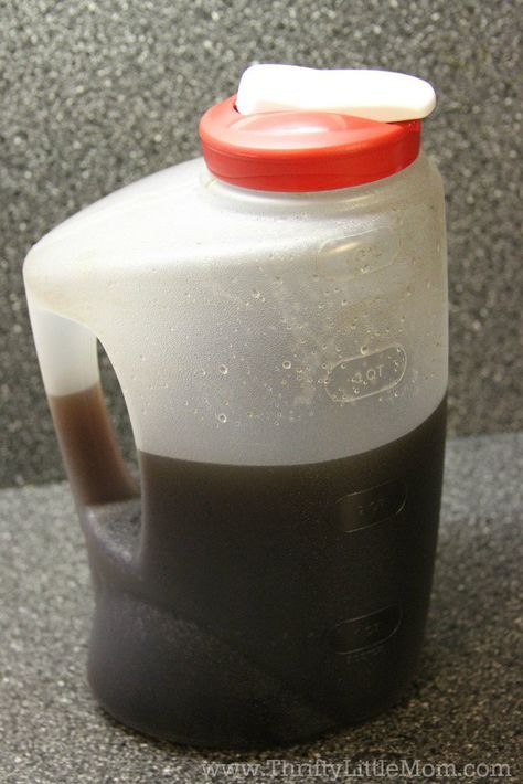 Cold Brew Coffee 1 Gallon Cold Brew Iced Coffee Recipe, Diy Cold Brew Coffee, Homemade Cold Brew Coffee, Brew Iced Coffee, Vanilla Iced Coffee, Cold Brew Coffee Recipe, Cold Brew Recipe, Best Iced Coffee, Iced Coffee Recipe