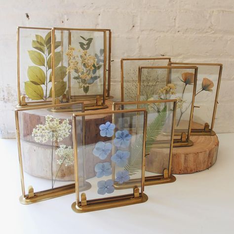 How to Preserve a Wedding Bouquet: This “Flower Framer” Makes Pretty Art Out of Pressed Blossoms - Vogue Flower Preservation Frame, Pressed Flower Crafts, Flower Preservation, Pressed Flower Art, Diy Decorations, Flowers Wallpaper, Décor Diy, How To Preserve Flowers, Flower Crafts