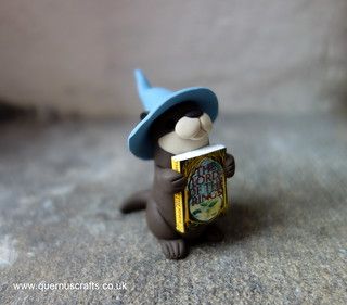 Wee Gandalf Otter | Quernus Crafts | Flickr Clay Otter, Clay Keychain, Polymer Clay Figures, Clay Diy Projects, Polymer Clay Sculptures, Polymer Clay Diy, Polymer Clay Animals, Cute Polymer Clay, Clay Animals