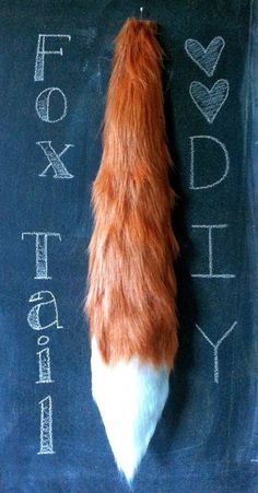 DIY No Sew Fox Tails - good idea for a costume! Fox And The Hound Costume, Diy Fox Tail, Diy Tail, Woodland Animal Costumes, Fox Costume Diy, Fox Costumes, Fantastic Mr Fox Costume, Halloween Accessories Diy, Fox Tails