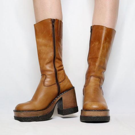 Caramel Brown Platform Boots Platform Brown Boots, Carmel Boots, 70s Platform Boots, Chunky Brown Boots, Brown Fall Boots, Red Platform Boots, Brown Platform Boots, 70s Boots, Boots Platform