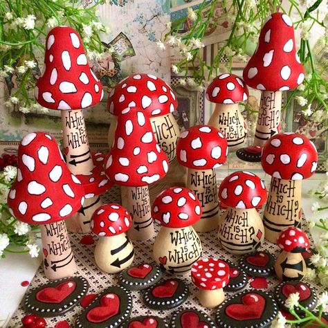 Hand Painted Alice in Wonderland Wooden Mushroom and Pebble - Etsy Fly Amanita, Alice In Wonderland Mushroom, Wooden Mushrooms, Alice In Wonderland Gifts, Toadstool Mushroom, Mad Hatter Tea Party, Mushroom Art, Pebble Painting, Diy Clay Crafts