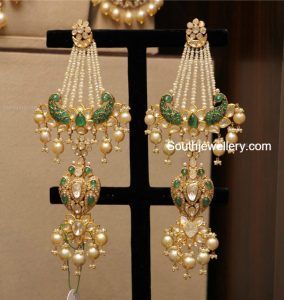 Jhoomar Earrings, Buttalu Designs, Jadau Jwellery, Jadau Earrings, Mughal Jewelry, Earrings Latest, Heavy Jewelry, Desi Jewelry, Wedding Jewellery Designs