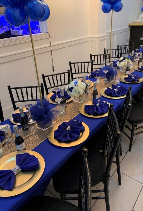 Beautiful table decor, the royal blue and gold truly compliment each other perfectly! #wholesale Achieve this look: -10 Pack 20 Inch Polyester Cloth Napkins in Royal Blue -90 x 132 Inch Rectangular Polyester Tablecloth in Royal Blue -14 x 108 Inch Glitz Sequin Table Runner in Champagne Gold Table Decorations, Navy Blue Napkins, Royal Blue Wedding Theme, Royal Blue Quince, Gold Table Decor, Blue Table Settings, Navy Blue And Gold Wedding, Gold Table Setting, Gold Birthday Decorations