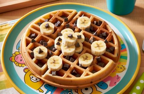 Kodiak Waffles, Banana Waffle Recipe, Chocolate Chip Waffles, Banana Waffles, Become A Morning Person, Waffle Cake, Kodiak Cakes, Breakfast Waffles, Banana Chocolate