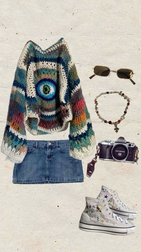 Cute Outfits With Jewelry, Hippy Indie Outfits, Indie Aesthetic Fashion Summer, Bohimen Outfits, Basic Bohemian Outfits, Alternative Indie Concert Outfit, Band Gig Outfit, Casual Hippy Outfits, Flipturn Concert Outfits