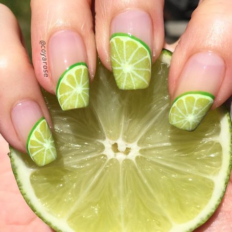 Lime citrus negative space cinco de mayo margarita summer nails nail art Margarita Nails, Bridal Shower Nails, Lime Nails, Fruit Nail Designs, Fruit Nail Art, Yellow Nail Art, Infinity Nails, Halloween Acrylic Nails, Manicure Inspiration