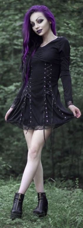 Darya Goncharova, Alt Girls, Gothic Models, Goth Look, Goth Beauty, Gothic Beauty, Post Punk, Dark Beauty, Goth Fashion