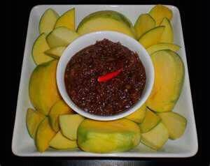 goodness....sarap :)  (mango w/ bagoong alamang hahaha) Mango With Bagoong, Pinoy Street Food, Bagoong Alamang, Filipino Snacks, Philippine Cuisine, Filipino Street Food, Food Collage, Philippines Food, Black Wallpapers