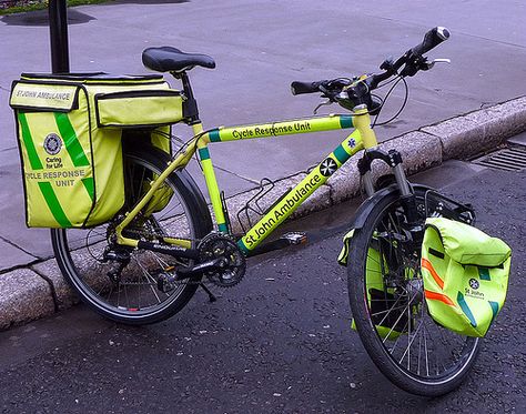 St John Ambulance bike Ambulance Renovation, Ambulance Sound, Ambulance Light, Futuristic Ambulance, Dr Car, St John Ambulance, St Johns Ambulance, California Highway Patrol, Emergency Care