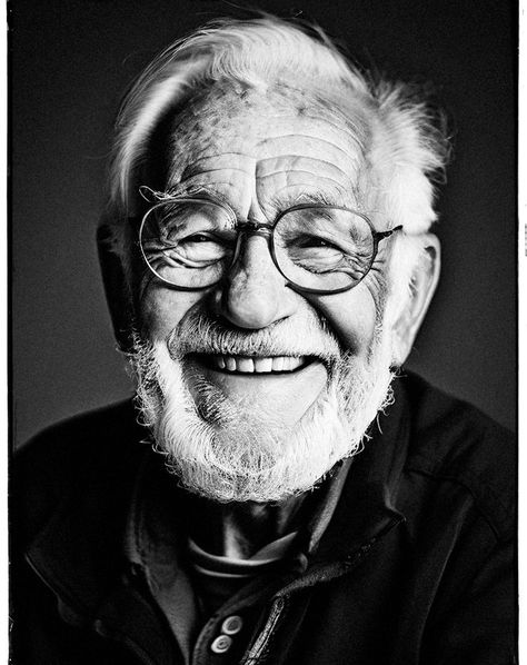 Old Man Quotes, Man Smile, Beard Images, Smile Portrait, Man Smiling, Old Man Portrait, Men's Portrait Photography, Man Quotes, Instagram Man