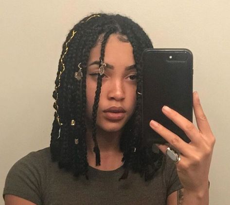 Short Box Braids Hairstyles, Short Box Braids, Box Braids Hairstyles For Black Women, Cute Box Braids Hairstyles, Protective Hairstyles Braids, Hair Twist Styles, Pretty Braided Hairstyles, Hairdos For Curly Hair, Natural Curls Hairstyles