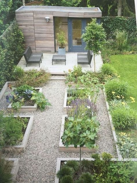 Small Cottage Garden Ideas, Garden Shed Diy, Vegetable Garden For Beginners, Backyard Vegetable Gardens, Contemporary Garden, Vegetable Garden Design, Small Garden Design, Easy Garden, Garden Layout