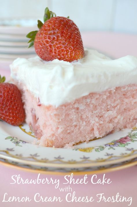 Strawberry Sheet Cake, Strawberry Sheet Cakes, Cake Sheet, Texas Sheet Cake Recipe, Bun Cake, Lemon Cream Cheese Frosting, Lemon Cream Cheese, Texas Sheet, Lemon Frosting