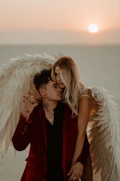 Dreamy angel themed photoshoot at bonneville salt flats in Utah by brianna gomez photography Angel Wings Photoshoot Ideas, Angel And Demon Couple Costume, Photoshoot Theme Ideas, Angel Photoshoot, Angel Wings Photography, Angel Couple, Wings Photography, Dreamy Photoshoot, Themed Photoshoot