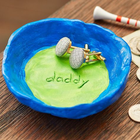 Clay Gifts For Dad, Diy Clay Gifts, Clay Projects For Kids, Clay Gifts, Diy Father's Day Crafts, Easy Fathers Day Craft, Diy Gifts For Dad, Diy Gifts For Him, Diy Father's Day Gifts