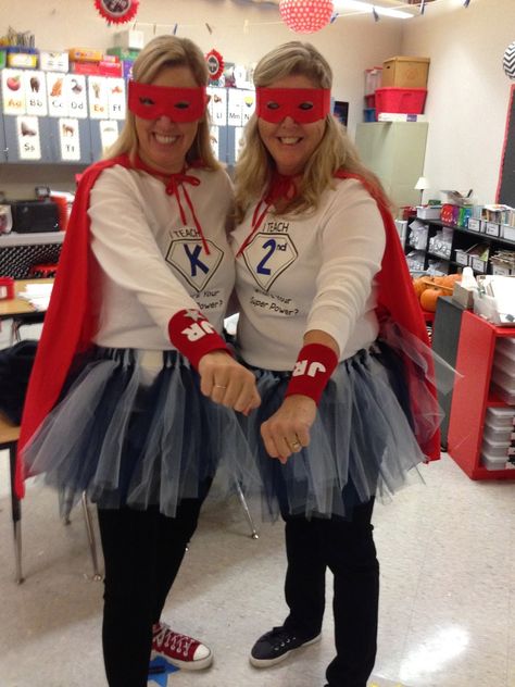 Teacher Superhero Costumes Superhero Dress Up Ideas, Work Costumes, Outfits For Teachers, Diy Superhero Costume, Superhero Dress Up, Superhero Outfits, Superhero School, Costumes For Work, Super Hero Day