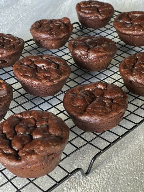 Choc Banana Muffins, Flourless Chocolate Muffins, Flourless Banana Muffins, Flourless Muffins, Chocolate Protein Muffins, Healthy Chocolate Banana, Greek Yogurt Muffins, Peanut Butter Muffins, Healthy Banana Muffins