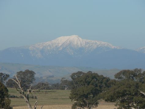 Mt Kosciuszko - Australia Mt Kosciuszko Australia, Mt Kosciuszko, Beautiful Australia, Australia Vintage, Australian Photography, Majestic Mountains, English Heritage, Snowy Mountains, Holiday Memories