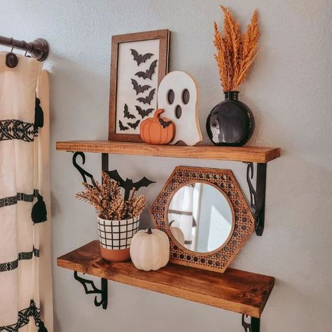 Party Ideas Halloween, Fall Apartment Decor, Halloween Costumes Ideas, Fall Room Decor, Halloween Bathroom, Halloween Decor Ideas, Easy Fall Decor, Halloween Room Decor, Halloween Party Ideas