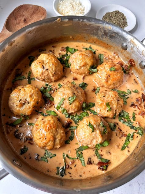 These Marry Me Chicken Meatballs are a fun twist on the popular Marry Me Chicken dish. Made with all gluten-free ingredients. Stock The Freezer, Meaty Meals, Marry Me Chicken Recipe, Marry Me Chicken, Lunch Appetizers, Homemade Meatballs, Toasted Bread, Chicken Meatballs, Dinner Appetizers