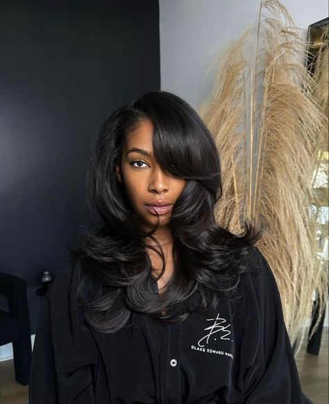 #follow #hairgoals #hairstyles #hair #beautyblog #blogging #blogger #blog 2x6 Closure Sew In, Signature Hairstyles, Disco Hairstyles, Hairstyles Wavy Hair, Hairstyles Celebrities, Running Hairstyles, Braids Pictures, Frontal Wig Hairstyles, Women's Hairstyles