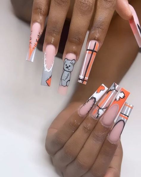 Where Baddies Are Made 🌸 on Instagram: "Spooky season is around the corner ! October spots will fill up quick !!! I have so many Fun ideas for Halloween , I cannot wait to show my creativity! 🎃🫶🏾 #explorepage #explorepage #explorepage✨ #nails #nailsofinstagram #nailart #nailinspo #naildesign #viral #stl #stlnailtech #stlnails" Halloween Themed Nails, Orange Acrylic Nails, Funky Nail Designs, Themed Nails, Hard Nails, Square Nail Designs, Nails Design With Rhinestones, Colored Acrylic Nails, Short Square Acrylic Nails