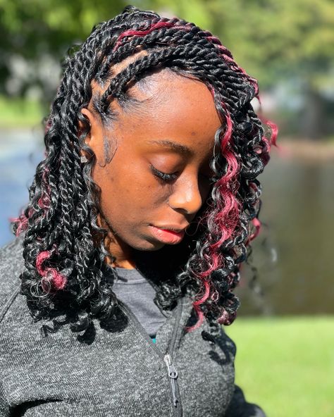 @madeinheavyn 😍 Island Twist Bob + Boho Add On.. 💋 Click the 🔗 🖇️⛓️‍💥 Colors: 1b & 530 Boho: Premium Mastermix (Half Human/Half Synthetic . . . #jaxbraider #islandtwists #bohotwist #duvalbraids #jaxbraids #jacksonvillebraids #904braids #duvalbraider #jaxbraiders #jacksonvillebraider Twist Bob, Island Twist, 4 Braids, Boho Twists, Braids, Twist, Bra, Human, Quick Saves