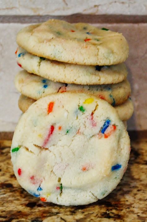 Hungry Bear Sugar Dream Cookies --- Funfetti Sugar Dream Cookies Dream Cookies Recipe, Dream Cookies, Plain Sugar Cookies, Cookies With Sprinkles, Hungry Bear, Bear Cookies, Baking Party, Sweet Treats Recipes, Sugar Cookies Recipe