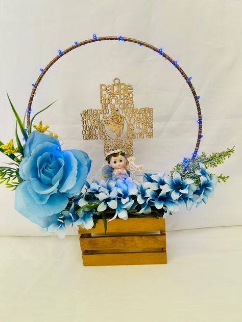 Mexican Party Favors, Communion Centerpieces, Baptism Centerpieces, Blue Centerpieces, Baptism Decorations, Wedding Cross, Cowboy Theme, Boy Baptism, Beautiful Centerpieces