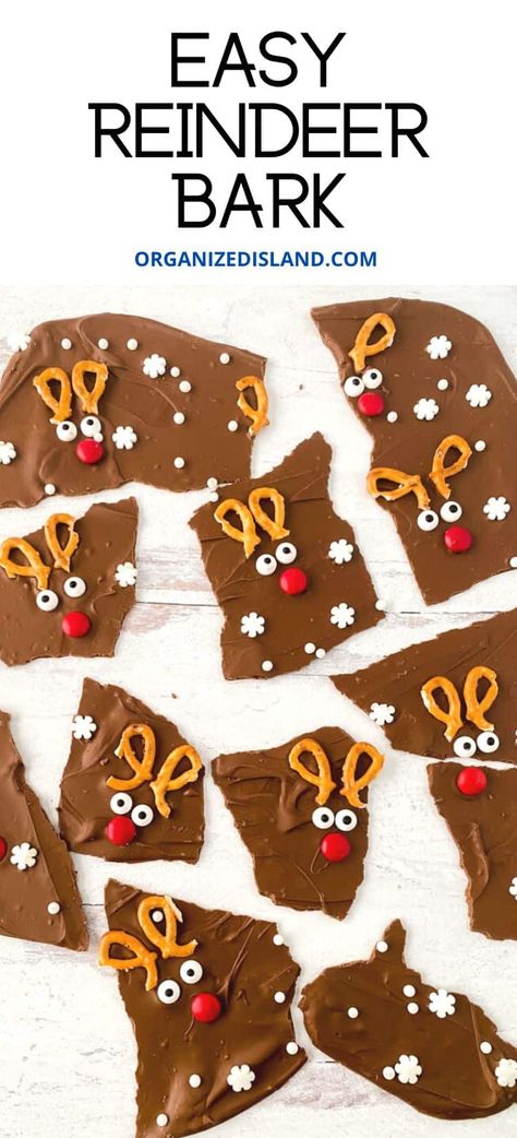 Reindeer Bark, Edible Sugar Cookie Dough, Chocolate Bark Christmas, Christmas Bark Recipes, Bark Recipes, Christmas Bark, Coconut Cookies Recipes, Easy Christmas Treats, Holiday Sprinkles