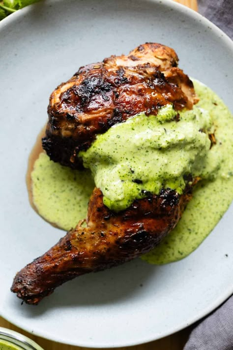 This traditional Peruvian recipe for marinated, crispy-skinned roasted chicken, Pollo a la Brasa, is a true flavor explosion! Pretty Jars, Chicken Pollo, Recipes Using Rotisserie Chicken, Peruvian Chicken, Beef And Vegetables, Peruvian Style, Peruvian Cuisine, Meal Train Recipes, Cooking With Beer