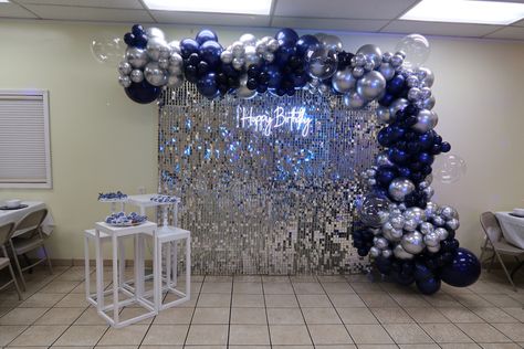 Silver And Navy Blue Centerpieces, Navy Blue And White Balloon Garland, Navy And Silver Decorations, Navy Blue And Silver Balloon Garland, Blue And Silver Balloon Decorations, Navy Blue And Silver Birthday Party, Blue And Silver Prom Decorations, Navy Blue And Silver Decorations, Royal Blue And Silver Party Decorations For Men