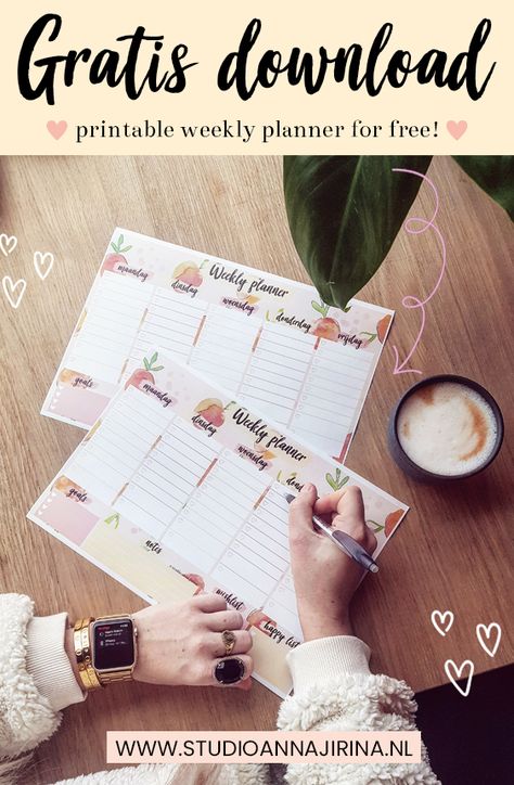 Office Desk Inspiration, Free Weekly Planner, Diy Graphic Design, Dutch Lifestyle, Organizational Printables, Weekly Schedule Planner, Blog Organization, Peach Print, Gratis Printables