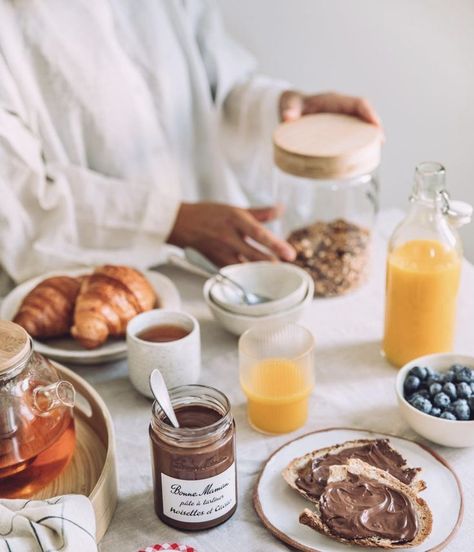 Breakfast Aesthetic Mornings, Aesthetic Mornings, Breakfast Aesthetic, Food Table, Pretzel Bites, Lifestyle Photography, Food Styling, Food Inspiration, Instagram Feed