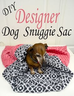 Dog Sleeping Bag Diy, Diy Dog Blankets, Snuggle Dog Bed, Diy Sleeping Bag, Dog Sleeping Bag, Dog Sewing Patterns, Dog Clothes Diy, Sac Diy, Diy Dog Bed