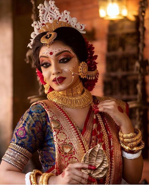 Bride Bengali Bride Makeup, Bride Makeup Look, Bengali Tradition, Bengali Makeup, Marriage Makeup, Bengali Beauty, Plazzo Set, Gorgeous Bridal Makeup, South Indian Bride Saree