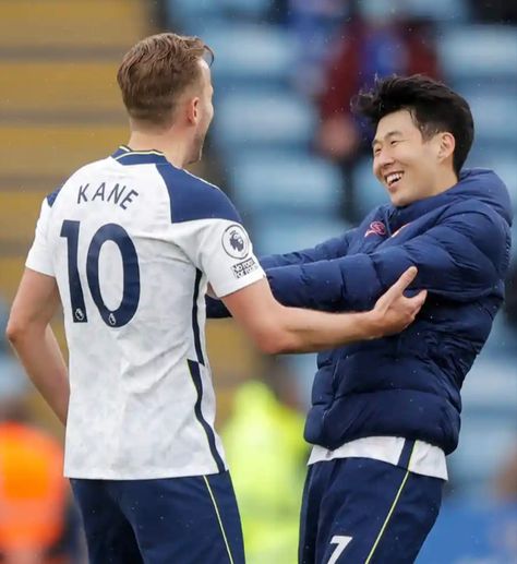 Harry Kane And Son Heung Min, Son And Harry Kane, Harry Kane And Son, Kane And Son, Football Stuff, Harry Kane, In Another Life, Leicester City, Tottenham Hotspur