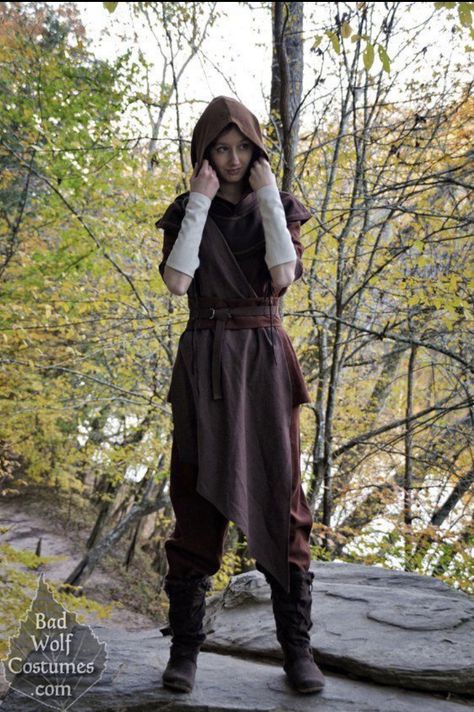 Wolf Costumes, Mage Costume, Skyrim Cosplay, Epic Costumes, Elder Scrolls Skyrim, Leather Lacing, Easy Costumes, Traje Casual, Medieval Clothing