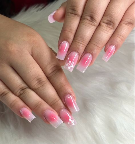 🌺🌺 Summer Medium Nails, Aura Nails With Hibiscus Flowers, Nails For Spain, Hibiscus Flower Nails, Hibiscus Nails, Holiday Acrylic Nails, Formal Nails, Summery Nails, Girly Acrylic Nails