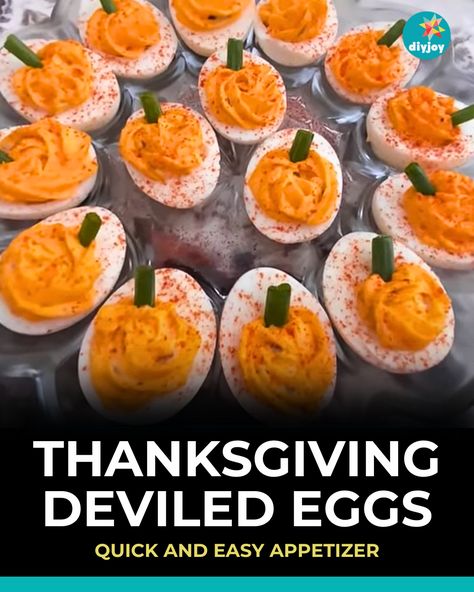 Love deviled eggs? Try this festive Thanksgiving deviled eggs recipe that's perfect for the holiday! It's easy to make and delicious. Good Deviled Egg Recipes, Thanksgiving Deviled Eggs Turkey, Pretty Deviled Eggs, Turkey Deviled Eggs, Best Deviled Egg Recipe Ever, Deviled Egg Dip, Tart Cakes, Egg Dip, Boudain Recipes