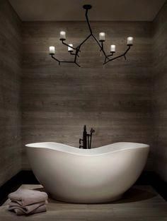 38 Amazing freestanding tubs for a bathroom spa sanctuary #BathroomLove Bathroom Modern Luxury, Freestanding Baths, Design Interior Modern, Modern Tub, Modern Bathroom Remodel, Modern Bathtub, Bathtub Decor, Modern Bathroom Lighting, Bathtub Design