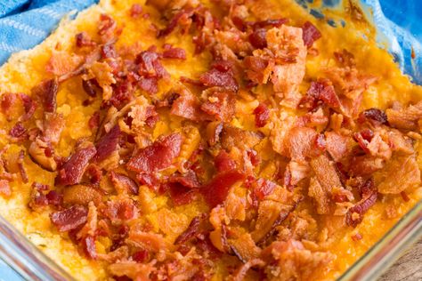 Trisha Yearwood’s Charleston Cheese Dip – 12 Tomatoes Charleston Cheese Dip, Trisha Yearwood Recipes, Baked Dips, Best Party Appetizers, Hamburgers Grilled, Cooking Panda, Butter Crackers, Cheese Dip Recipes, Trisha Yearwood