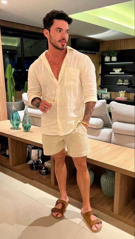 Mens Puerto Rico Outfits, Bali Indonesia Outfit Ideas Men, Mens Tropical Vacation Outfits, Tulum Outfits Men, Resort Outfit Men, Tropical Vacation Outfits Men, Old Money Black Men, Dinner Outfit Summer Night, Italian Summer Outfits Men